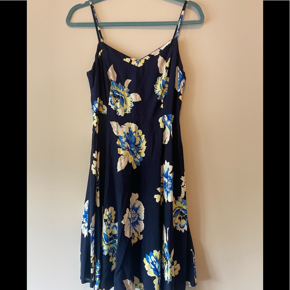EUC Old Navy Dress